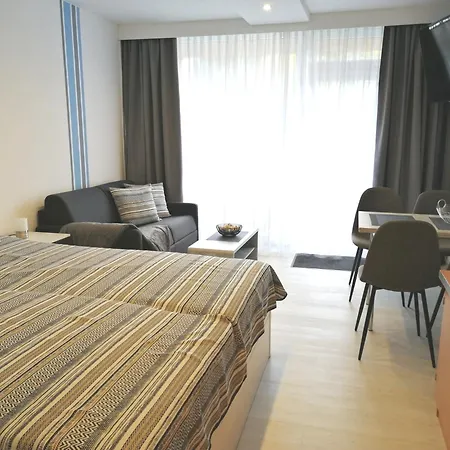 Apartment Marianne Mit Balkon *